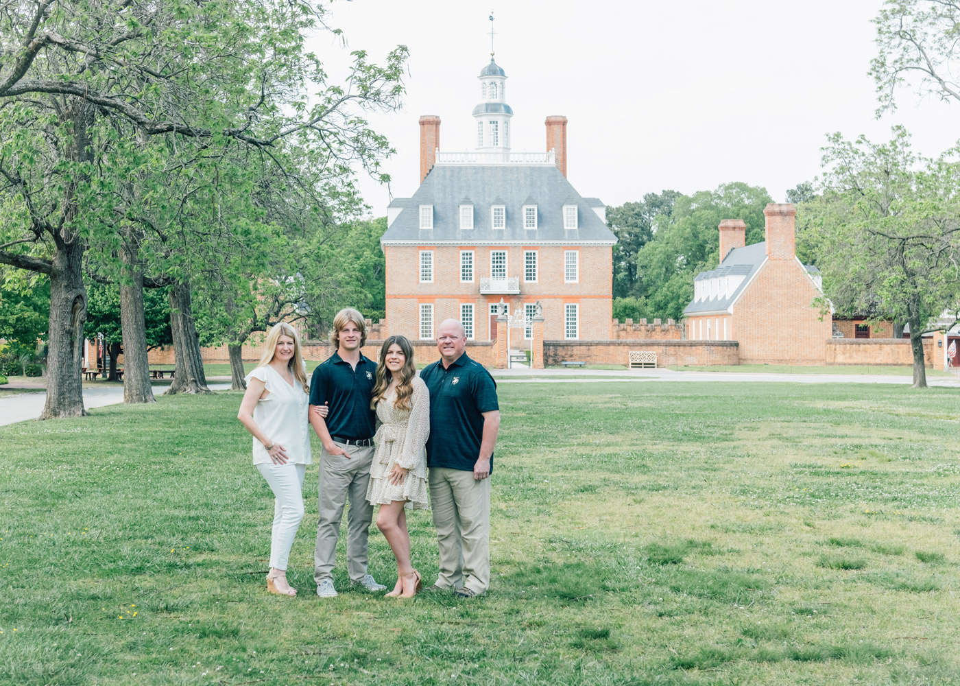 Colonial Mini Session | Kellyn Wilson Photography LLC Colonial Mini Session | Kellyn Wilson Photography LLC